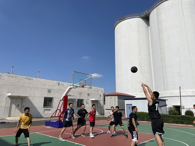 智引公司“迎新杯”職工籃球友誼賽火熱開賽