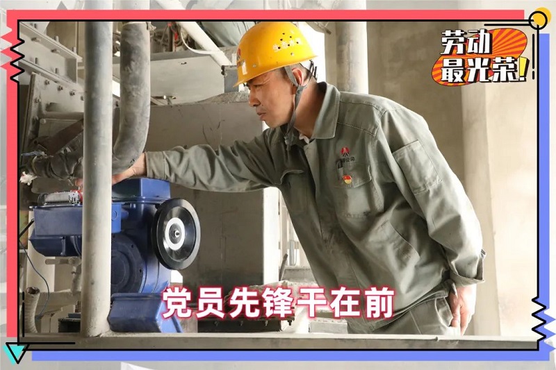 堅(jiān)守崗位的你 真美！