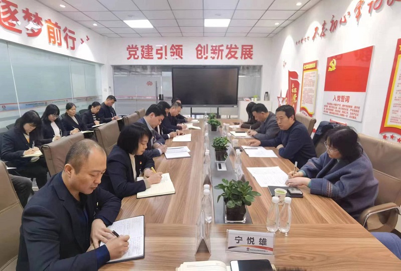 陜西建材科技公司黨委副書記、總經(jīng)理周紅到物貿(mào)公司調(diào)研指導(dǎo)工作