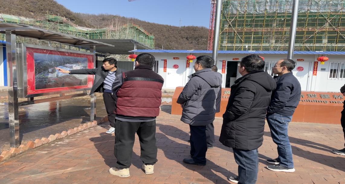 延安市發(fā)改委、黃陵縣政府到黃陵新材公司檢查指導(dǎo)工作