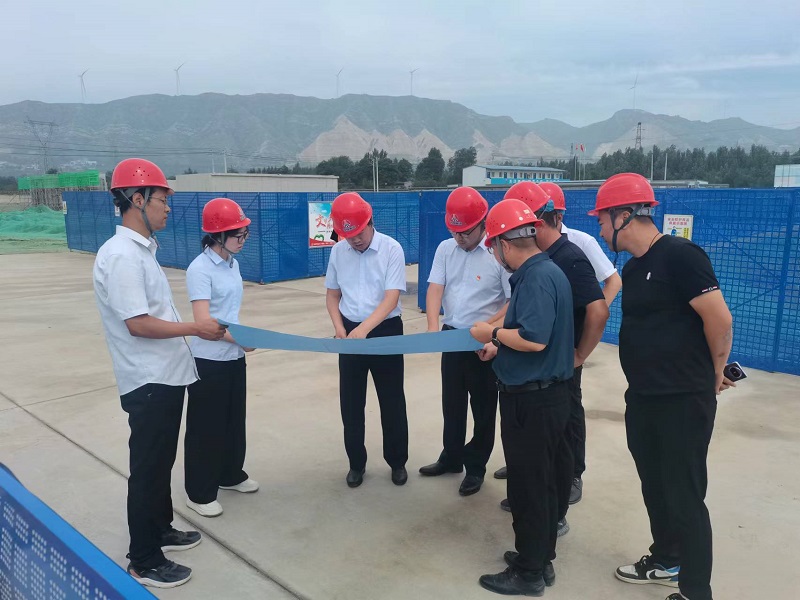 陜西建材科技公司黨委副書(shū)記、總經(jīng)理周紅到龍門(mén)綠碳公司、韓城昇隆公司調(diào)研指導(dǎo)工作