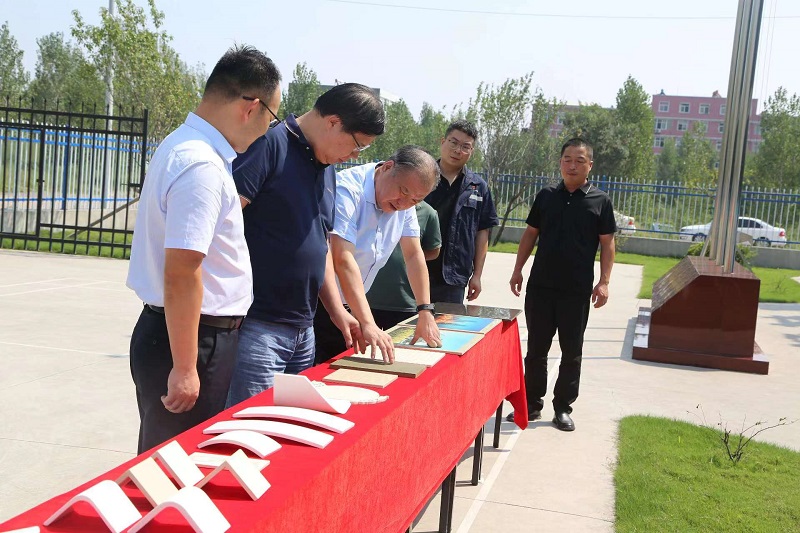 中國(guó)水泥協(xié)會(huì)秘書(shū)長(zhǎng)王郁濤赴龍門(mén)綠碳公司調(diào)研指導(dǎo)工作