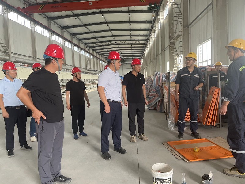 陜西建材科技公司到龍門綠碳公司、韓城昇隆公司開展國(guó)慶節(jié)前安全環(huán)保大檢查
